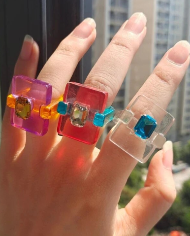 Rings Resin Acrylic asst