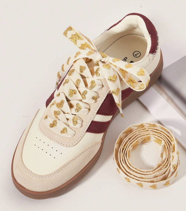 💛 Heart Shoelaces